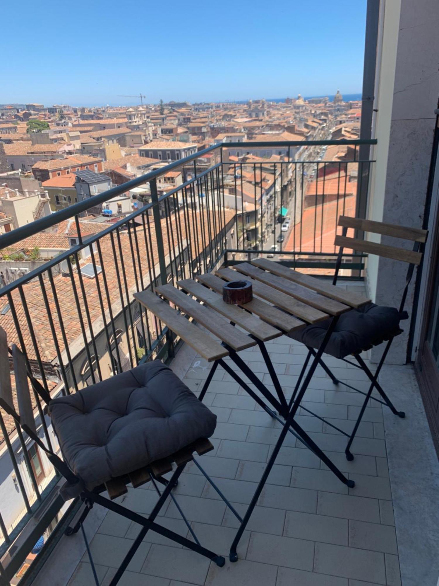 Penthouse Garibaldi Apartment Catania Luaran gambar